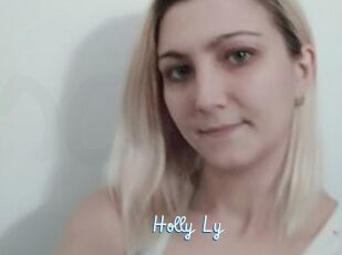 Holly_Ly