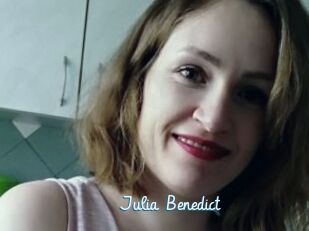 Julia_Benedict