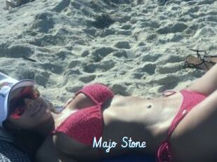 Majo_Stone